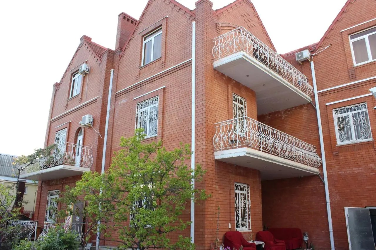Геленджик: Guest House on Lunacharskogo