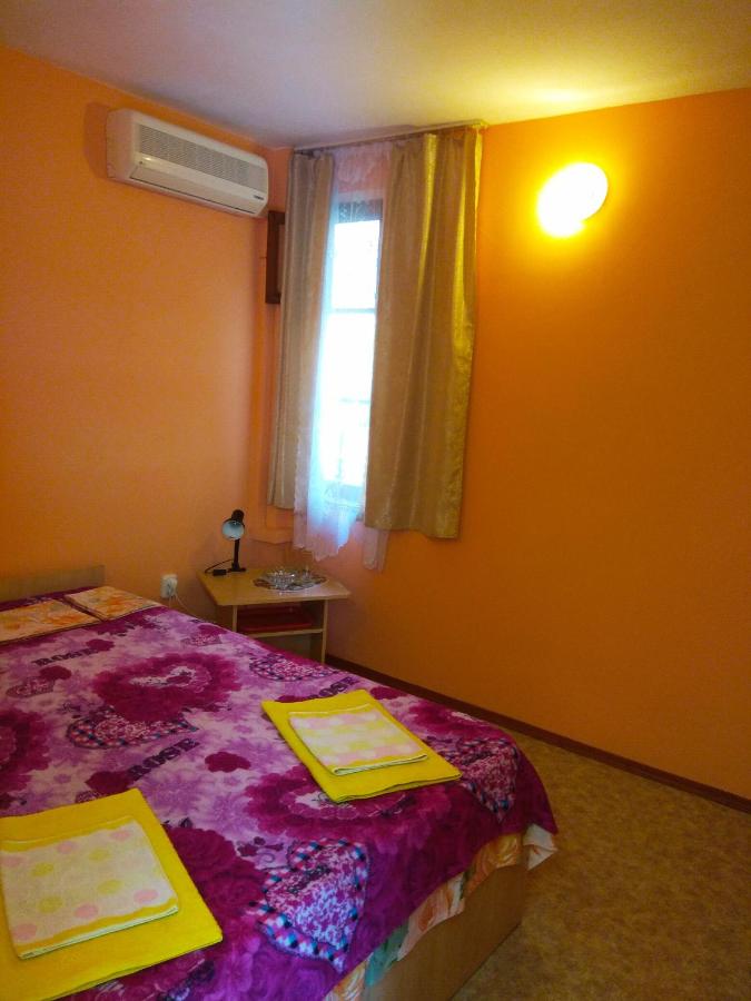 Витязево: Mini-Hotel Moryachok