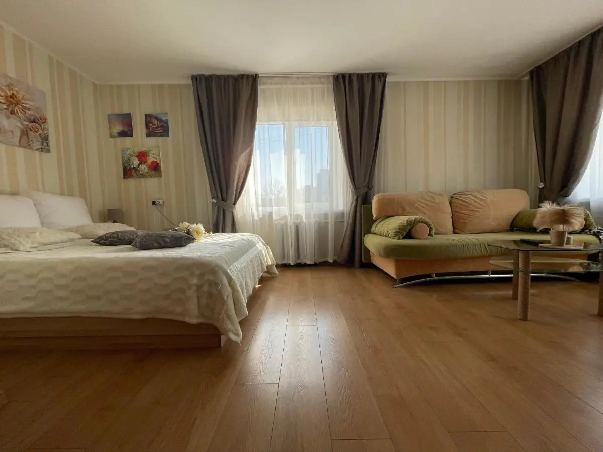 Калининград: Apartment on prospekt Leninskiy