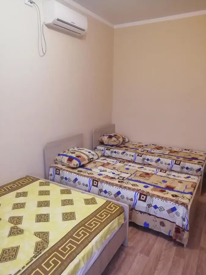 Кучугуры: Жасминъ