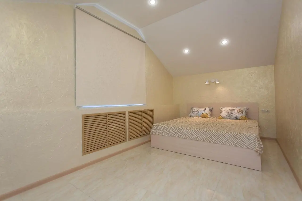 Витязево: MANSARDA Guest House