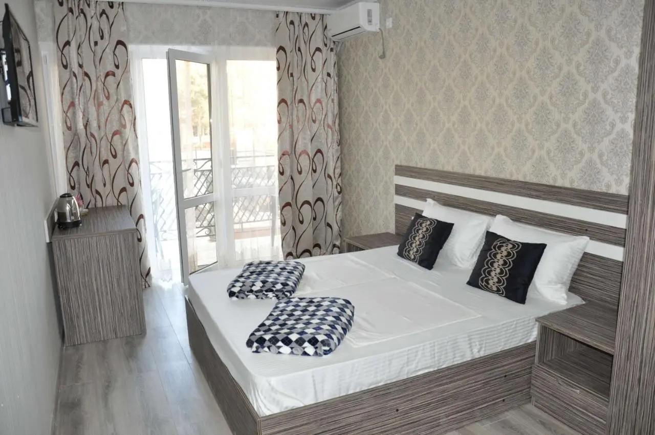Анапа: Guest House Grand Eliza