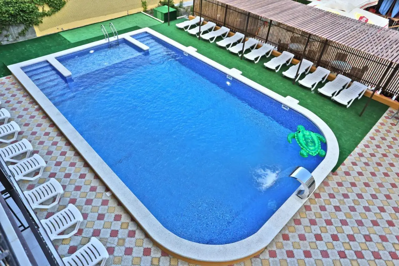 Анапа: Guest House Grand Eliza