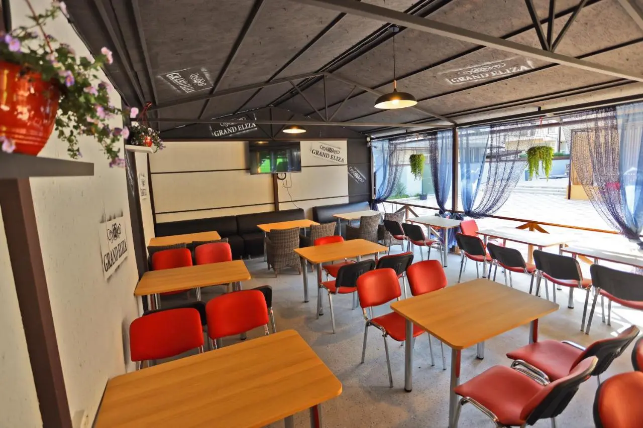 Анапа: Guest House Grand Eliza