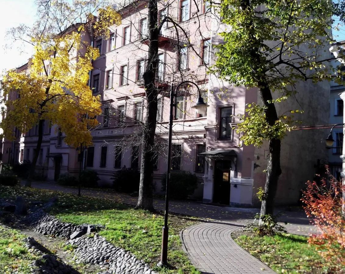 Санкт-Петербург: Меблированные комнаты Веста