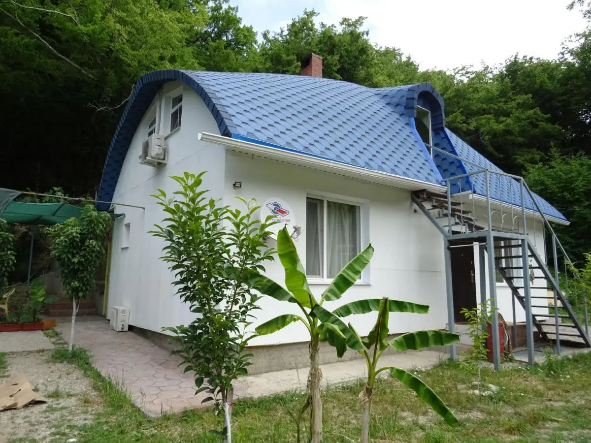 Chalet Guest house — фото 1