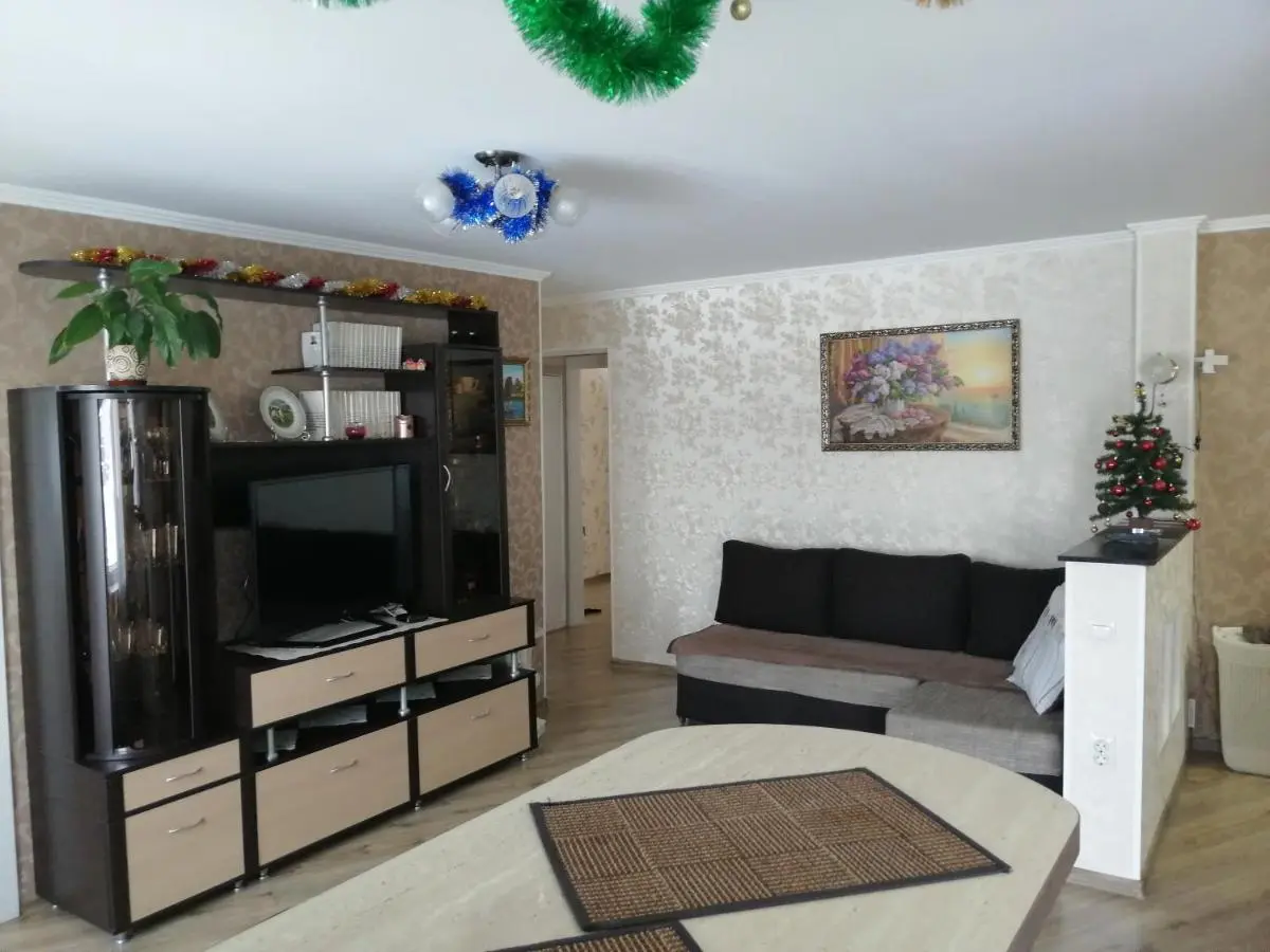 Калининград: Черняховского 76