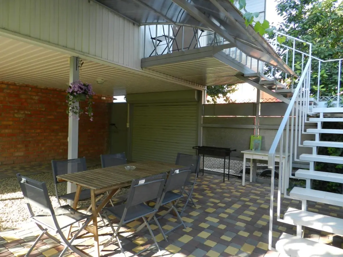 Ейск: Guest house on Krasnodarskaya
