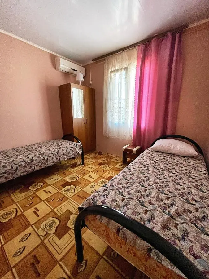 Вардане: Полина