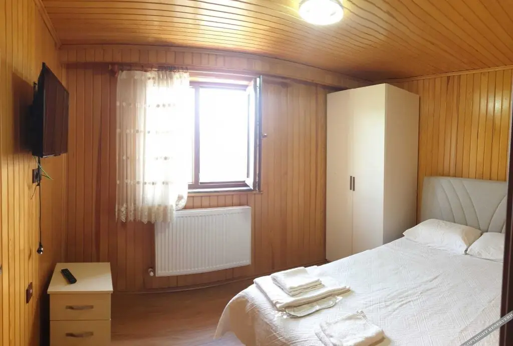 Сименли: Sisdagi Zirve Otel