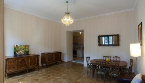 Тбилиси: TiflisLux Apartment - Old City