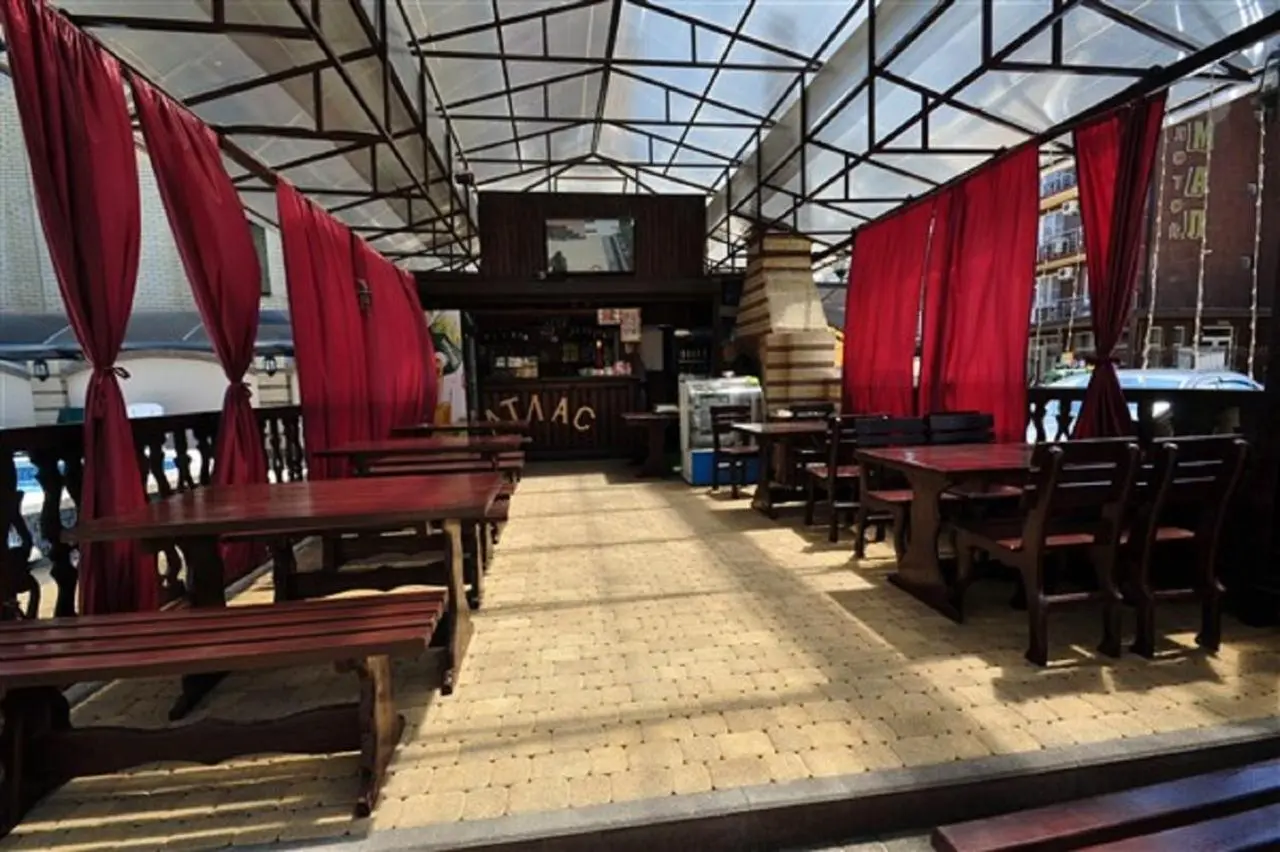 Анапа: Hotel Atlas