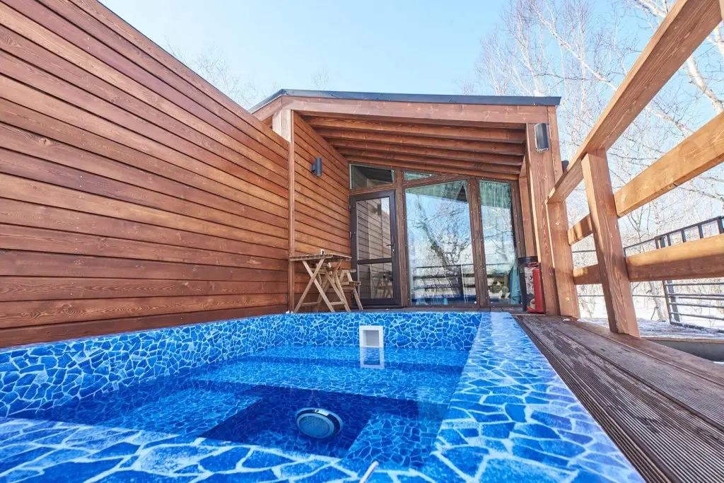 Паратунка: Kamchatka Forest Lodge (Камчатка Форест Лодж)