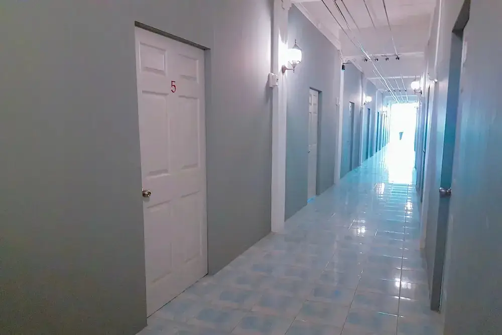 Краби: OYO 1147 The Moment Hostel