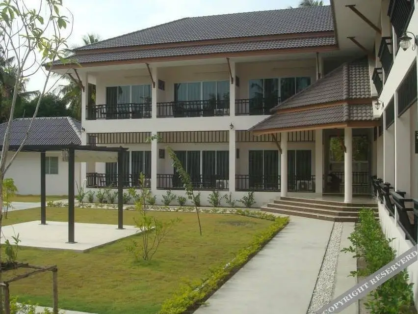 Чонбури: Malee Bunga Resort by OYO Rooms