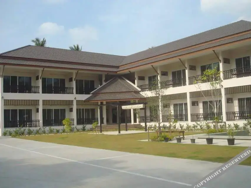 Чонбури: Malee Bunga Resort by OYO Rooms