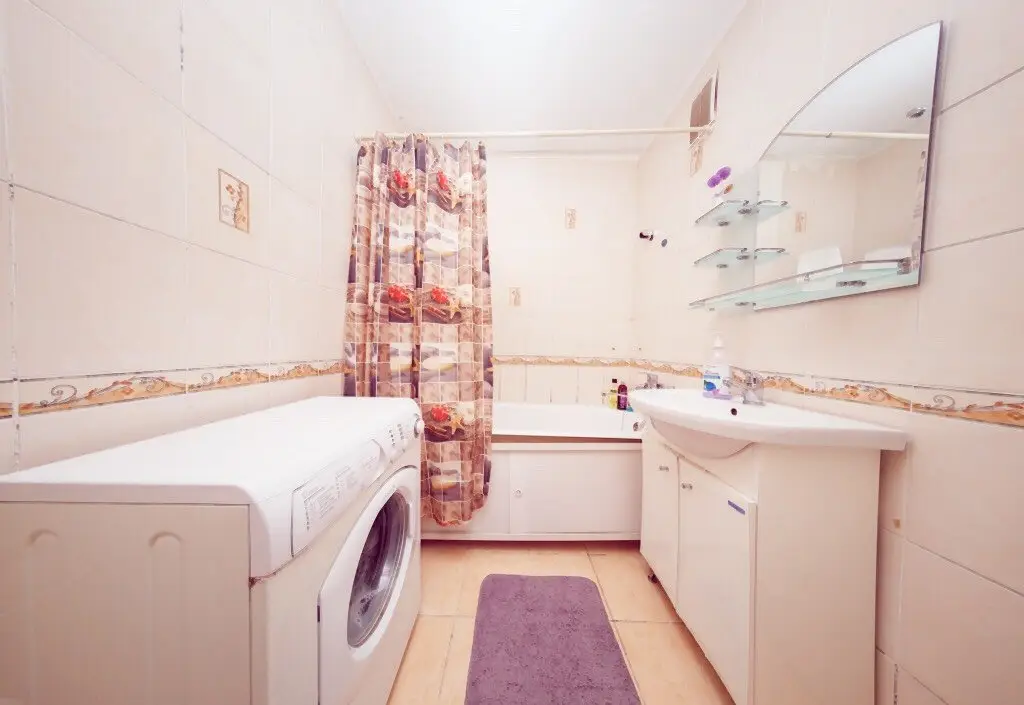 Тюмень: Апартаменты 2-к. квартира 60 м² 3/9 этаж