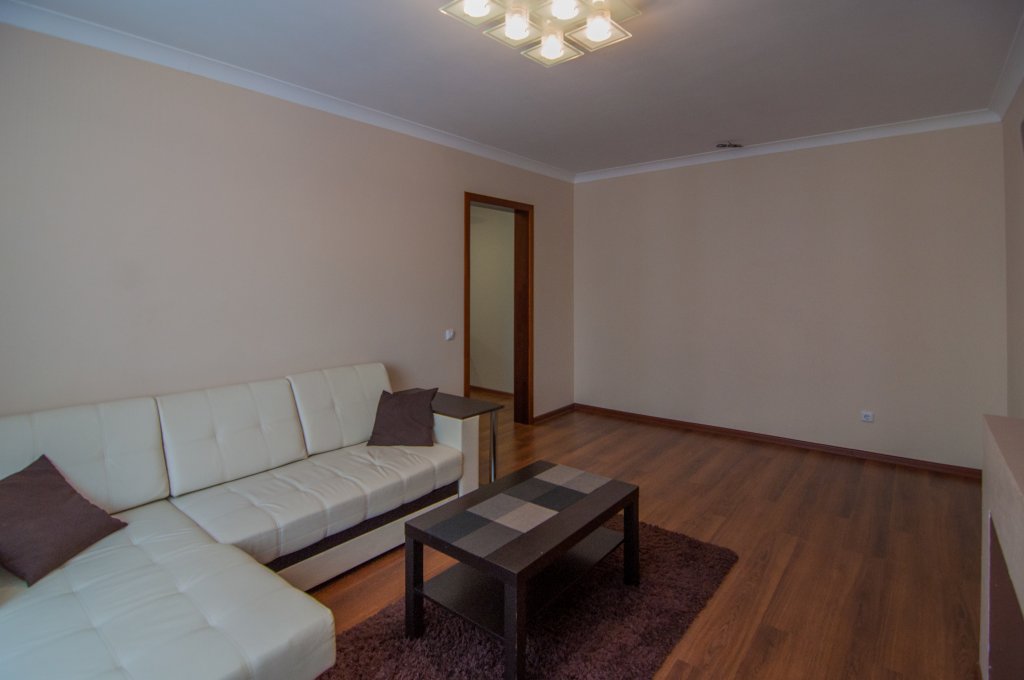 Тюмень: Апартаменты 2-к. квартира 60 м² 14/14 этаж