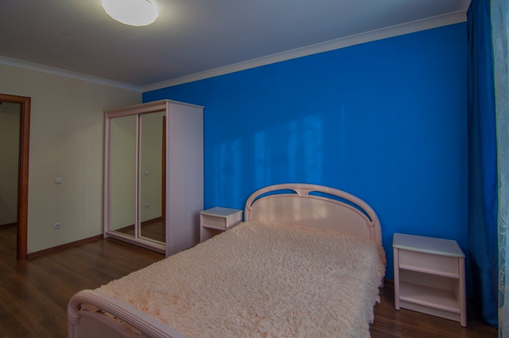 Тюмень: Апартаменты 2-к. квартира 60 м² 14/14 этаж