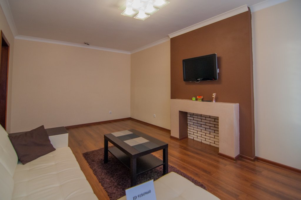Тюмень: Апартаменты 2-к. квартира 60 м² 14/14 этаж