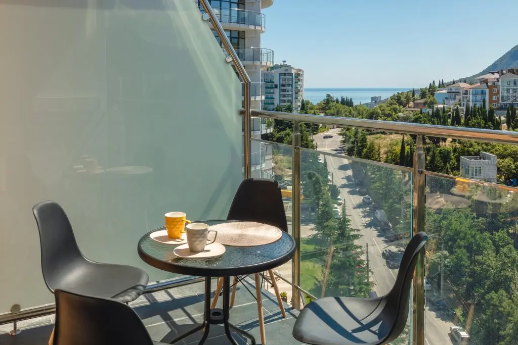 Алушта: Апартаменты  Sun Paradise с видом на море и горы
