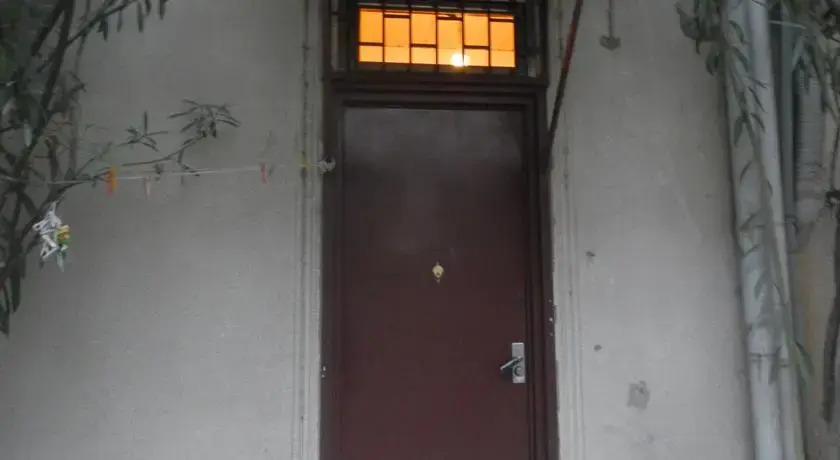 Тбилиси: Apartment On Akhundovi 11