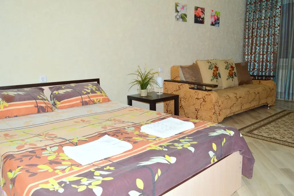 Краснодар: 2 Room Apartments For 5 Guests, Kotlyarova 17