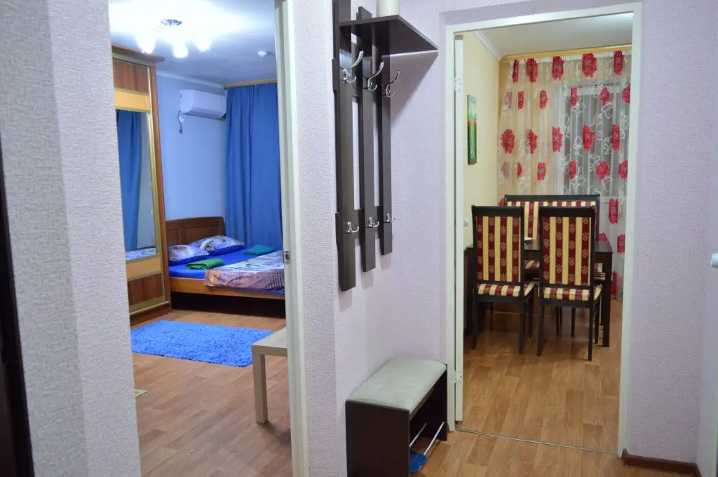 Краснодар: Apartments For 4 Guests On Baibakova 21