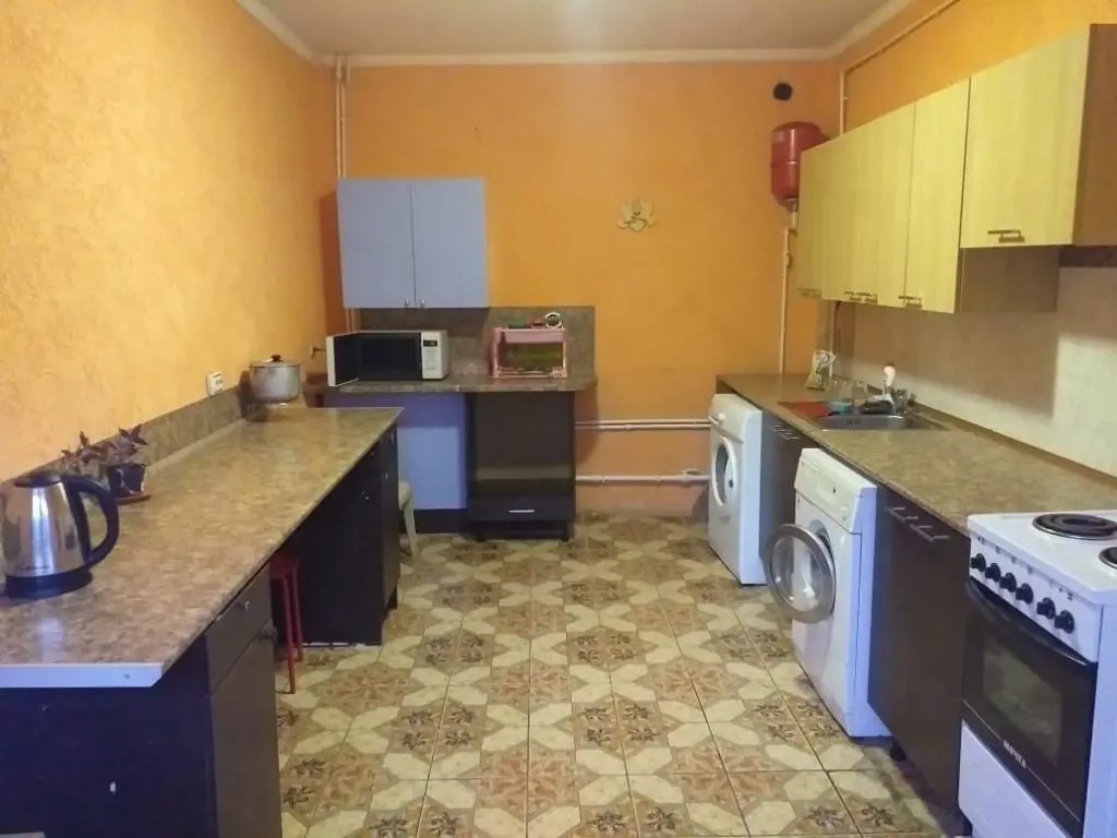 Витязево: Klyon Guest House