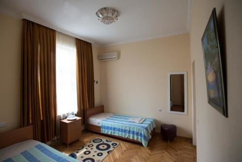 Кутаиси: Orange Guesthouse
