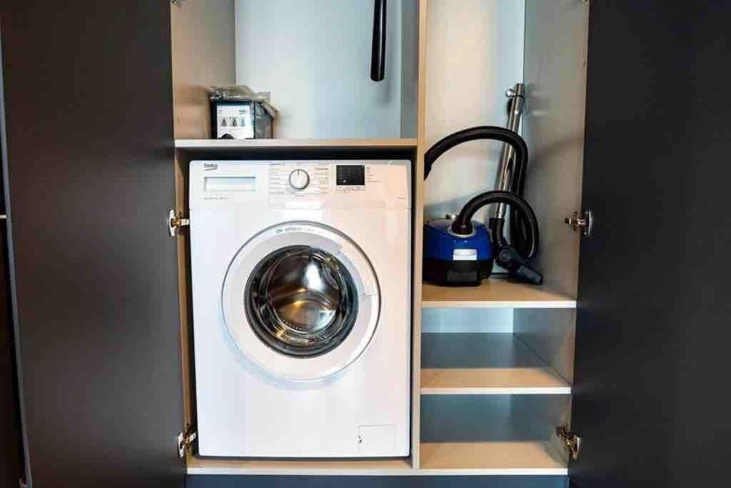 Стамбул: Luxury apartment- Pool, Parking & Gym in Beyoglu