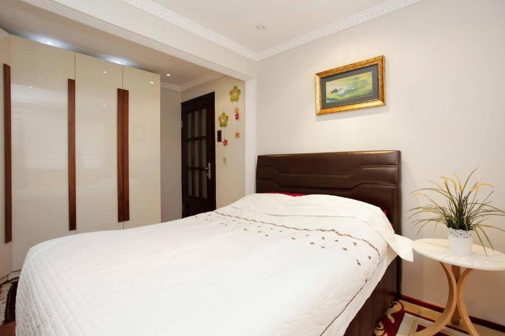 Стамбул: The Bosphorus Apartment