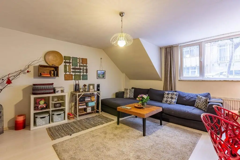 Стамбул: Cozy and Eclectic Apartment near Trendy Attractions of Tesvikiye