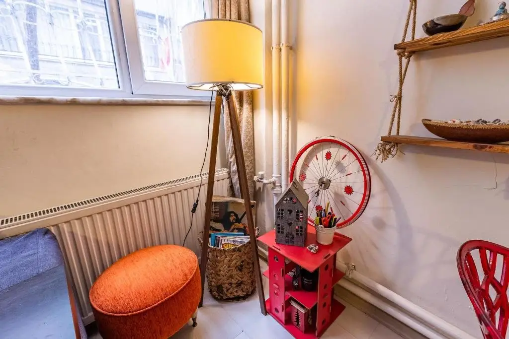 Стамбул: Cozy and Eclectic Apartment near Trendy Attractions of Tesvikiye