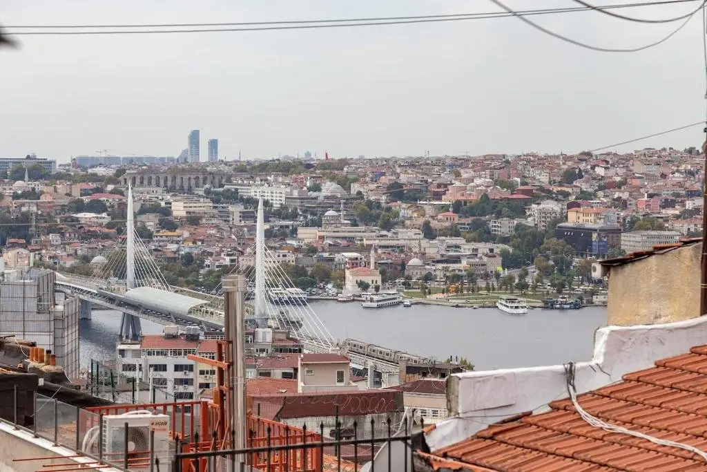Стамбул: Renovated apartment at the heart of Istanbul with huge terrace