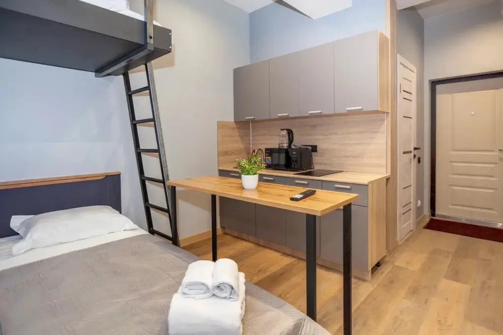Сочи: Апартаменты More Rooms на Аэровокзальной