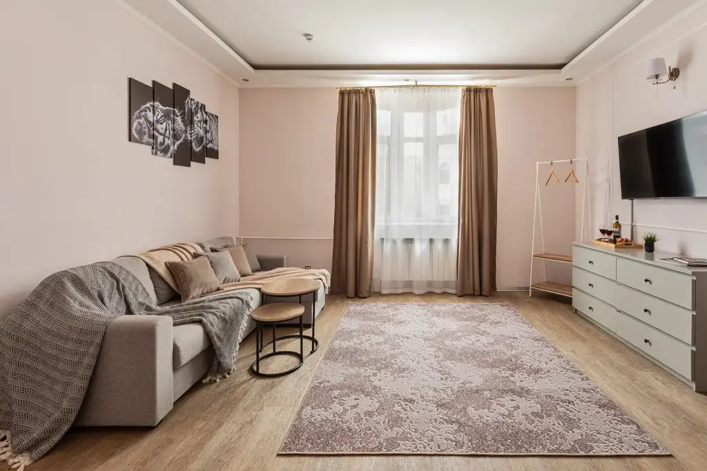 Выборг: Апартаменты J&N Apartments с камином и летней террасой в самом центре исторического Выборга Краснофлотская 1