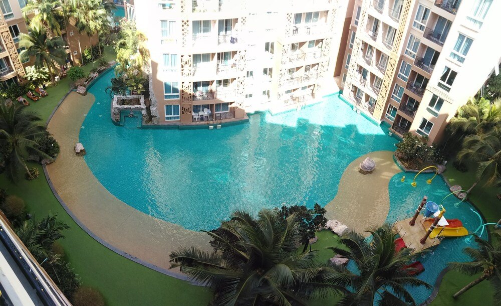 Паттайя: Atlantis Condo Resort by Alex Group