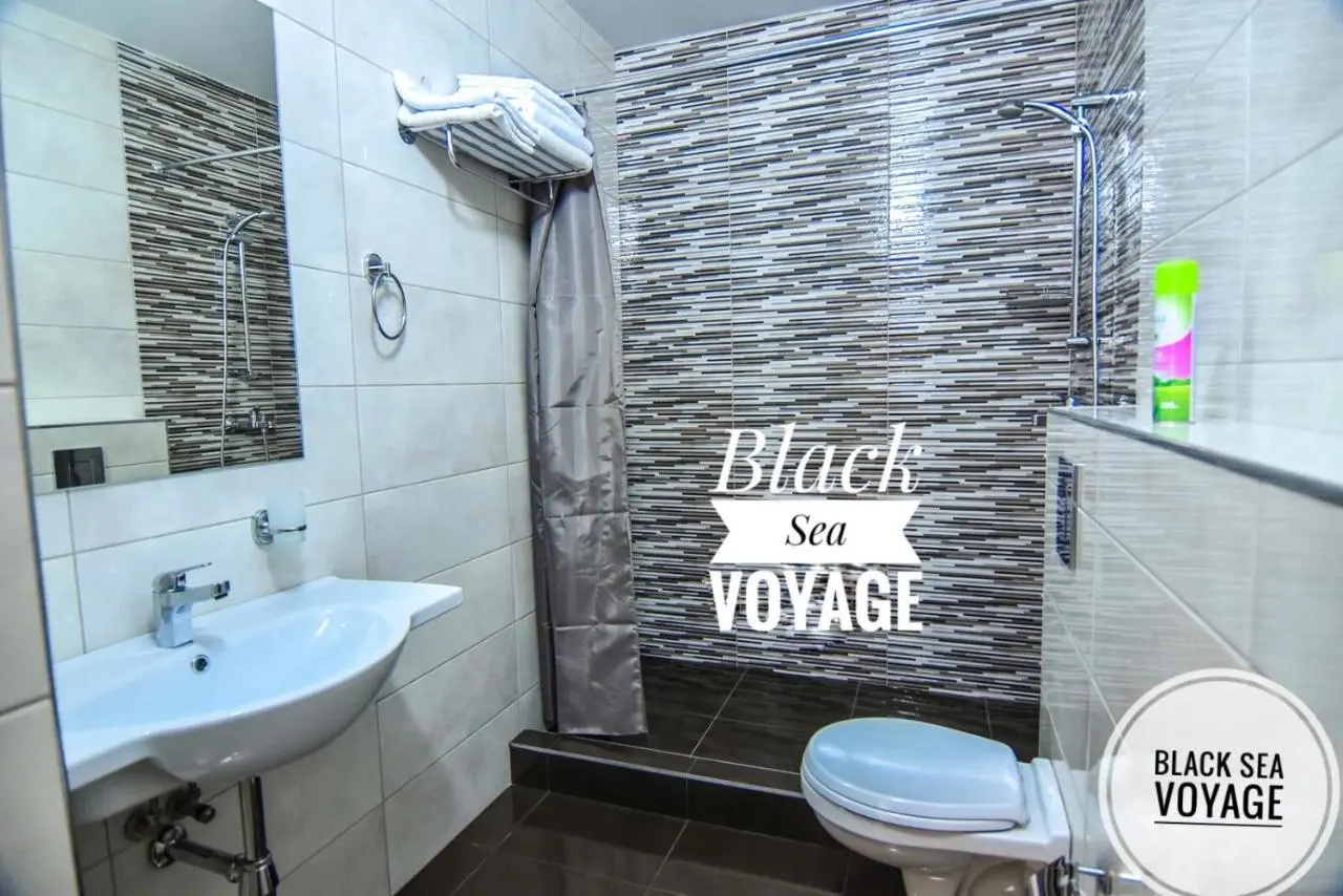 Кабардинка: Black Sea Voyage
