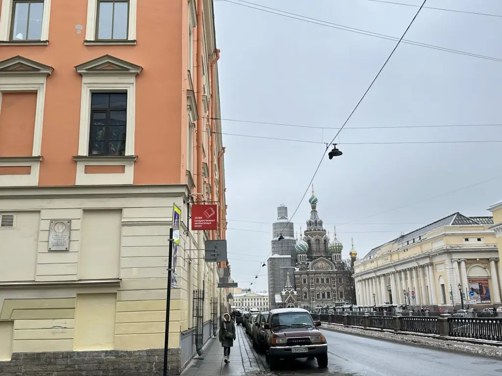 Апартаменты Элитные апартаменты в доме Литераторов — фото 1