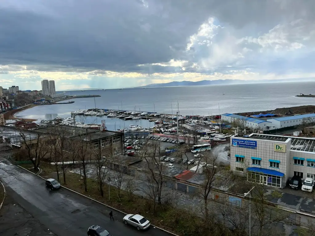 Владивосток: Апартаменты Уютная квартира с видом на яхт-клуб
