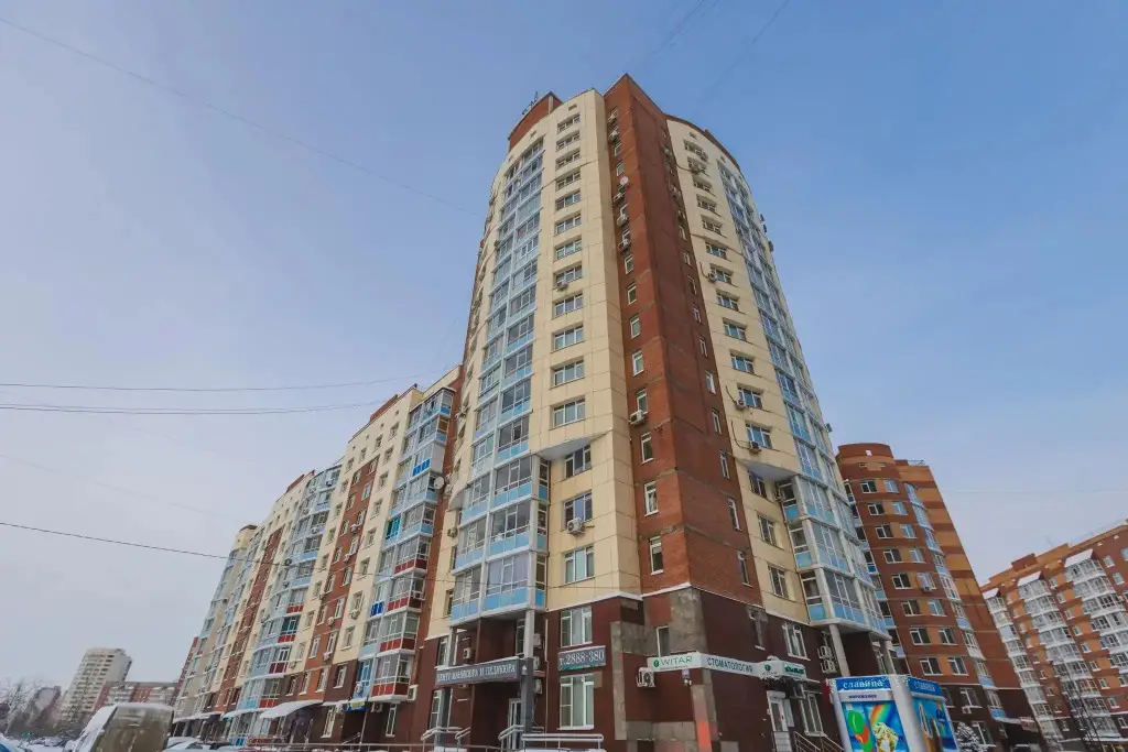 Суточно на улице Авиаторов 42 — фото 1