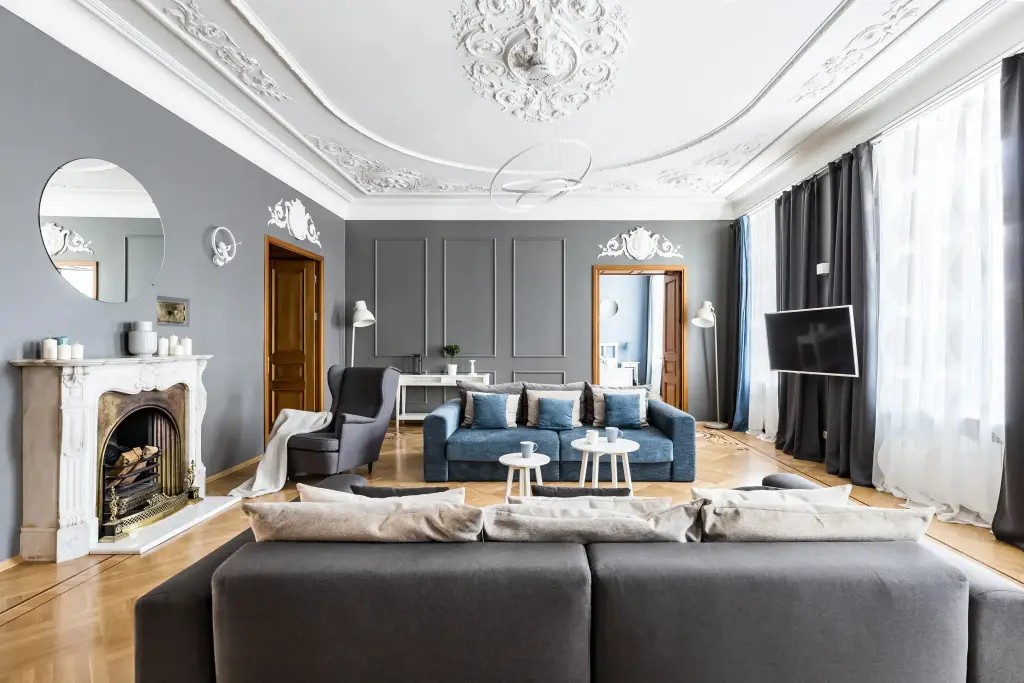 Апартаменты Avenue 180 кв.м с видом на Большую Конюшенную Улицу и Церковь Петра и Павла — фото 1