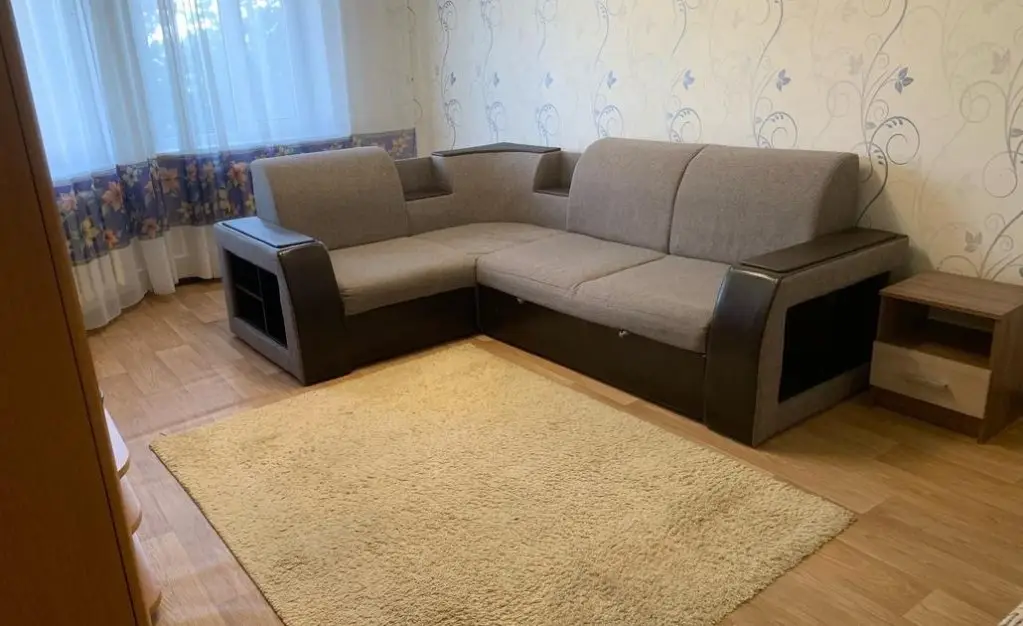 Надым: Nadym House (Надым Хаус) на набережной Оруджева 41