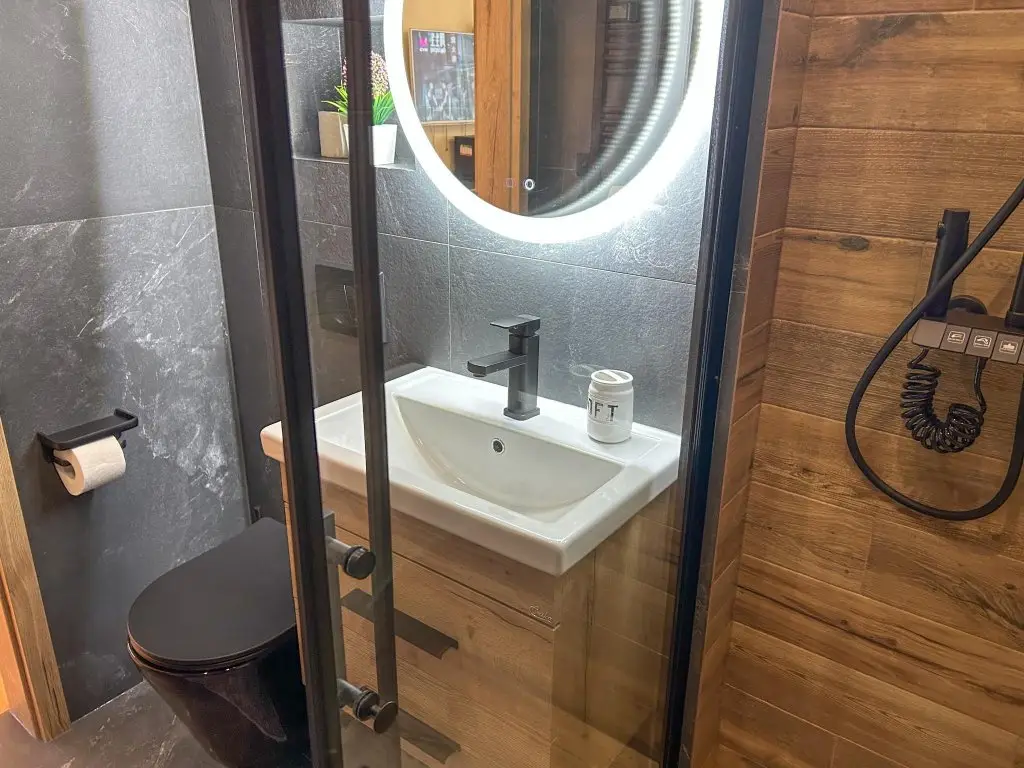 Светлогорск: Sun Сity Apartments (Сан Сити Апартментс) на улице Верещагина