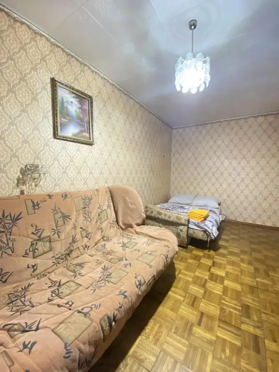 Владимир: По суткам 33 на проспекте Строителей 46