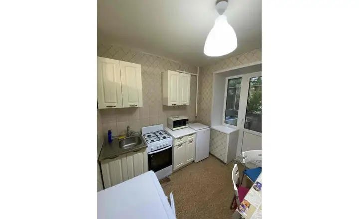Владимир: Po sutkam 33 on Stroiteley avenue 27
