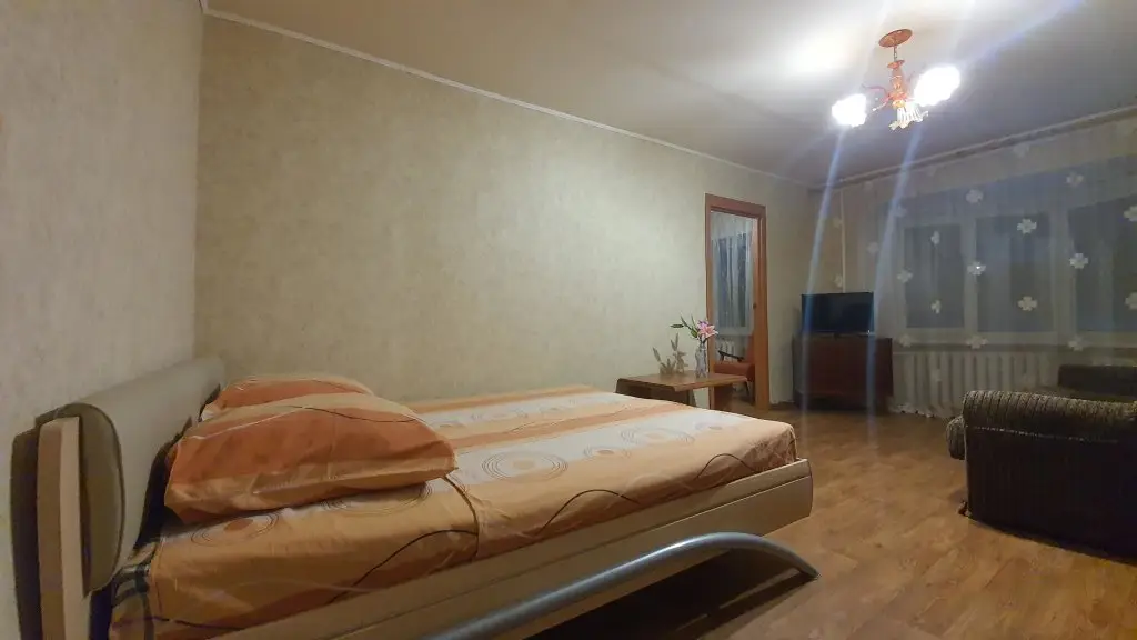 Владимир: По суткам 33 на улице Горького 77