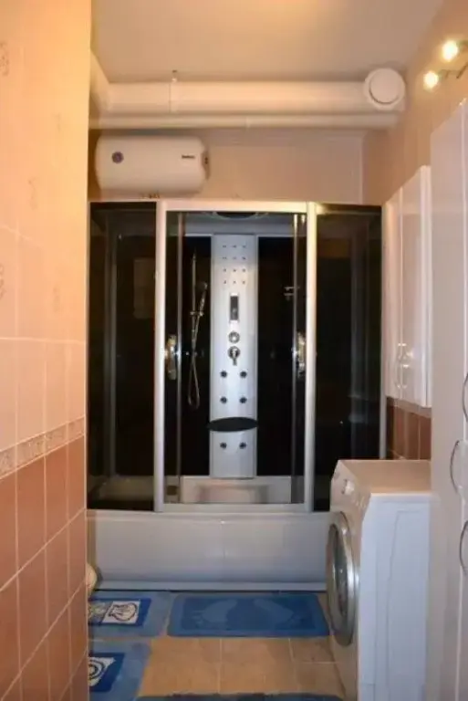 Пермь: Permbooking (Пермьбукинг) на шоссе Космонавтов