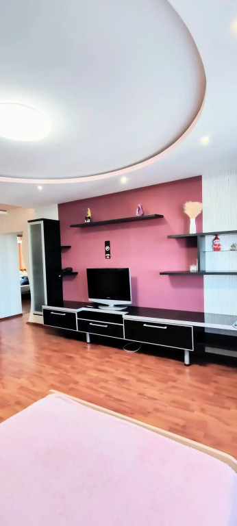 Омск: Квартира 3-ком. в центре 85 м.2